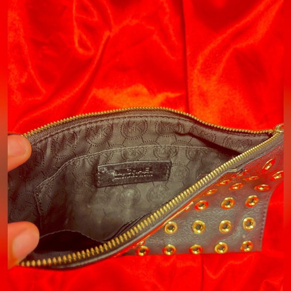 Michael kors wristlet - Picture 3 of 4